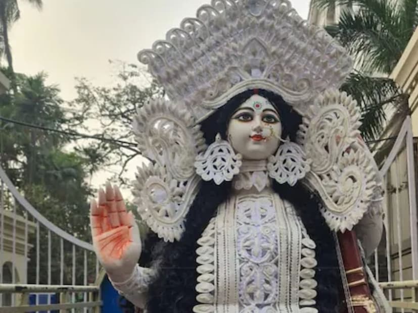 এবছর ফেব্রুয়ারির মাঝামাঝি পড়েছে সরস্বতী পুজো।