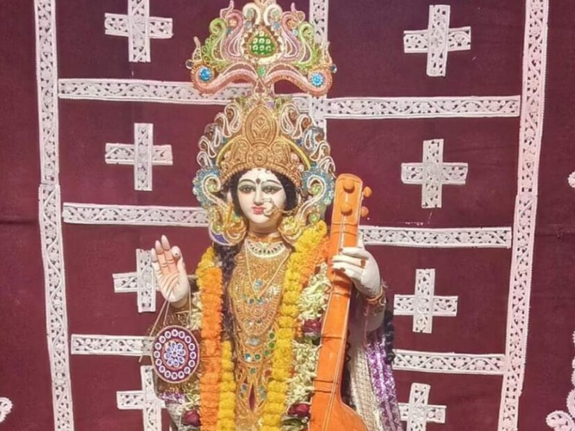 এ বছর মাঘ মাসের শুক্লপক্ষের পঞ্চমী তিথি শুরু হবে ১৩ তারিখ, দুপুর ২টো ৪১ মিনিট থেকে। চলবে ১৪ ফেব্রুয়ারি দুপুর ১২ টা ১০ মিনিট পর্যন্ত। 
