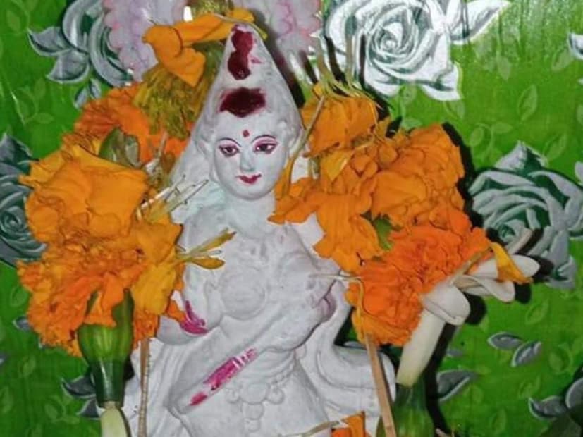 মাঘ নয় পঞ্জিকা মতে, এবার সরস্বতী পুজো হবে পয়লা ফাল্গুন, বুধবার।