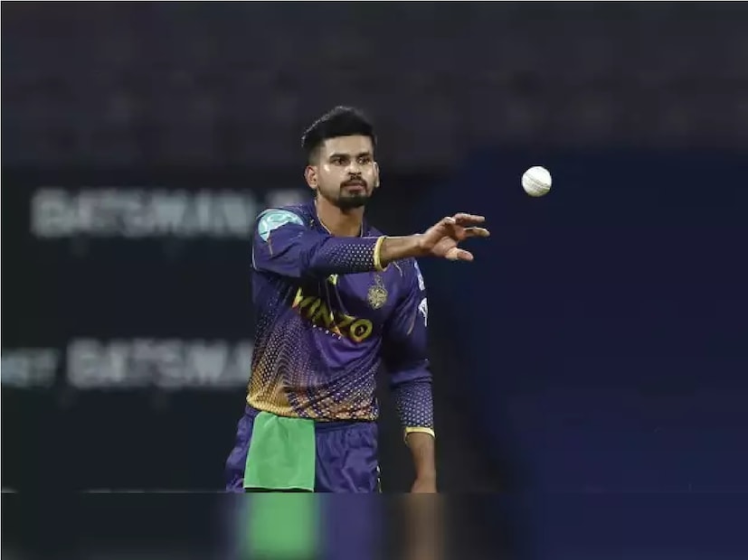 আর শ্রেয়স আইয়ারের চোটের খবর চাপ বাড়িয়ে দিয়েছে কলকাতা নাইট রাউডার্সেরও। ২০২৪ আইপিএলের আগে শ্রেয়স আইয়ারকে অধিনায়ক করেই দল গুছিয়েছে নাইটরা। কিন্তু শ্রেয়সের ফের চোটে মাথায় আকাশ ভেঙে পড়ার মত পরিস্থিতি।