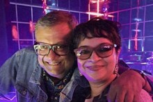 চূর্ণীর প্রেমে নাছোড়বান্দা ছিলেন কৌশিক,বিবাববার্ষিকীতে পুরনো প্রেমের গল্প শুনুন