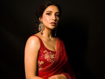 একমাসের ইয়ালিনিকে রেখে কোথায় গেলেন শুভশ্রী! তাঁর ছবি দেখে তোলপাড় নেটদুনিয়া