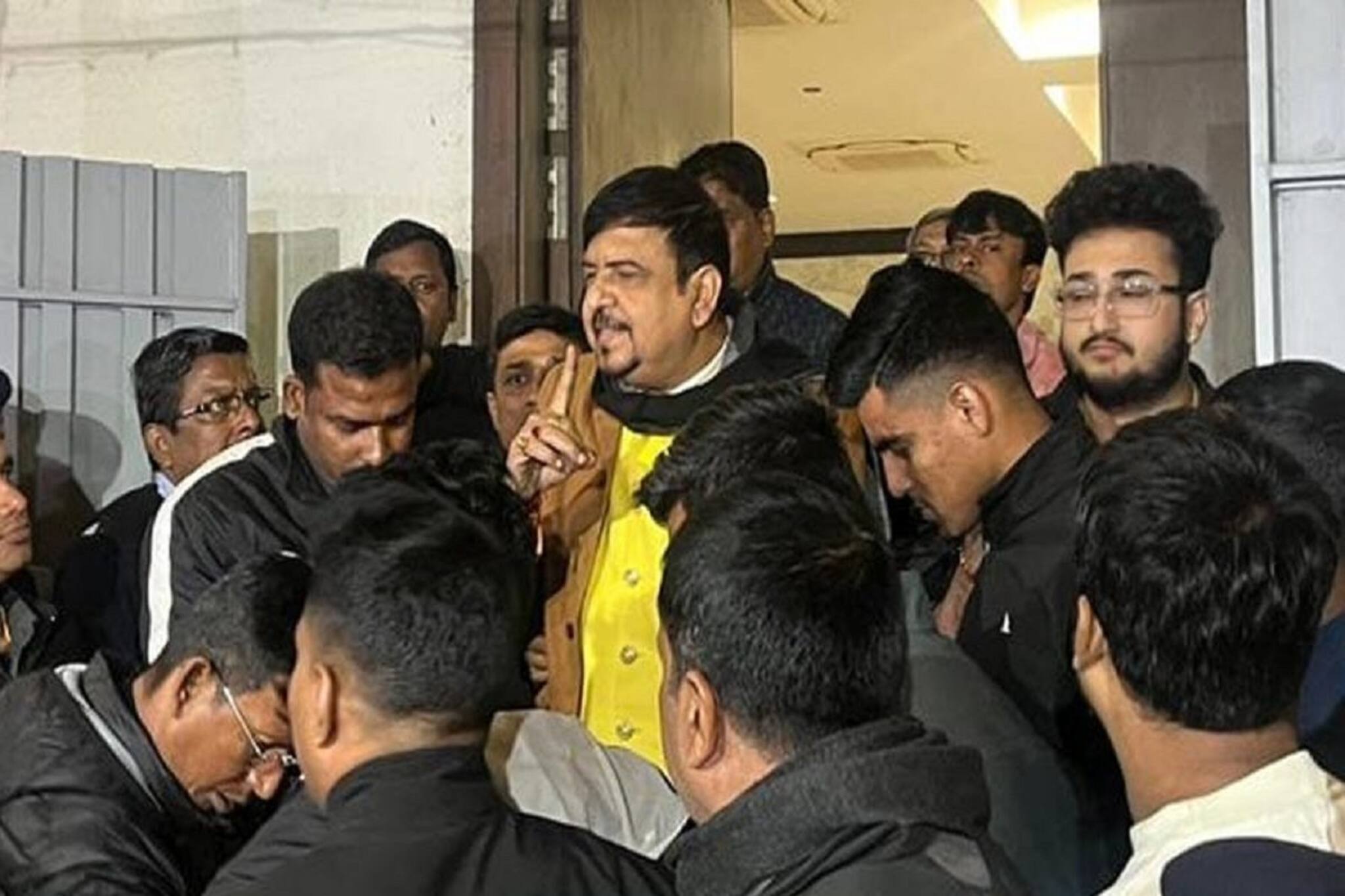 'প্রমাণ হলেই মুখ্যমন্ত্রীর কাছে পদত্যাগপত্র পাঠাব', ইডি ফিরতেই চ্যালেঞ্জ সুজিতের