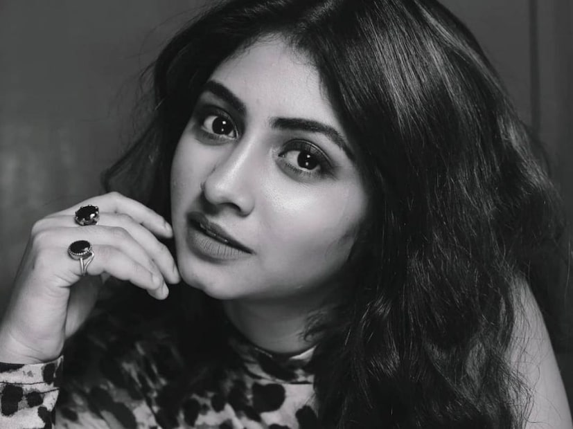 সম্প্রতি এই রিয়েলিটি শো-তে আসেন তিয়াসা। সেখানেই রচনা বন্দ্যোপাধ্যাকে অভিনেত্রী জানান, ২০২৫-এর অক্টোবরের পর তিনি বিয়ে করছেন। তবে পাশাপাশি তিনি বলেন, 'শুধু এখন ছেলেটা পেলেই হল।'