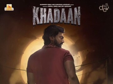 নতুন বছরেই সুখবর দিলেন দেব! 