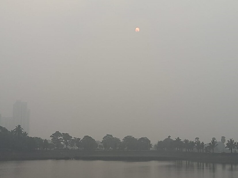 দিনভর মেঘলা আকাশ। বৃষ্টি শুরু রাজ্যে। আগামিকাল, বৃহস্পতিবার বৃষ্টি বেশি হওয়ার সম্ভাবনা রয়েছে। চলবে শুক্রবার পর্যন্ত। শনিবার থেকে আবহাওয়ার পরিবর্তনের সম্ভাবনা। এমনটাই জানিয়েছে আবহাওয়া দফতর ৷