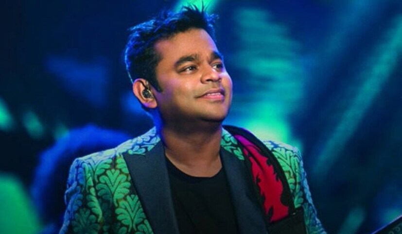 তিনি আরও বলেন, তুমি যখন অন্য কারোর জন্য জীবনে বাঁচবে তখন তুমি আর স্বার্থপর থাকবে না৷ তোমার জীবন একটি নতুন অর্থ খুঁজে পাবে৷ এটাকে আমি খুবই গুরুত্ব সহকারে নিয়েছি৷  আর এই পরামর্শটা আমি খুবই সিরিয়াসলি নিয়েছিলাম সে কারোর জন্য লেখা হোক বা কম্পোজ কিংবা কাউকে খাবার কিনে দেওয়া এগুলিই আমাদের বাঁচিয়ে রাখে৷ এবং জীবনে এগিয়ে নিয়ে যায়৷
