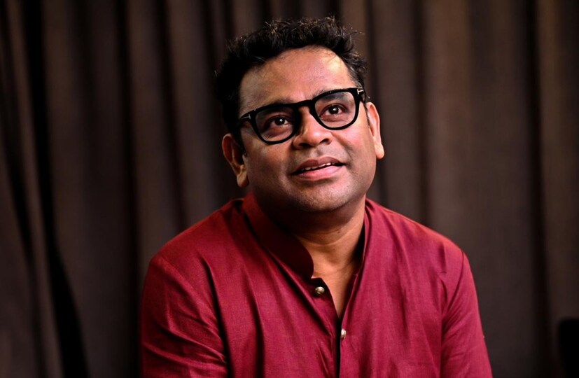 তিনি আরও বলেন, তুমি যখন অন্য কারোর জন্য জীবনে বাঁচবে তখন তুমি আর স্বার্থপর থাকবে না৷ তোমার জীবন একটি নতুন অর্থ খুঁজে পাবে৷ এটাকে আমি খুবই গুরুত্ব সহকারে নিয়েছি৷  আর এই পরামর্শটা আমি খুবই সিরিয়াসলি নিয়েছিলাম সে কারোর জন্য লেখা হোক বা কম্পোজ কিংবা কাউকে খাবার কিনে দেওয়া এগুলিই আমাদের বাঁচিয়ে রাখে৷ এবং জীবনে এগিয়ে নিয়ে যায়৷