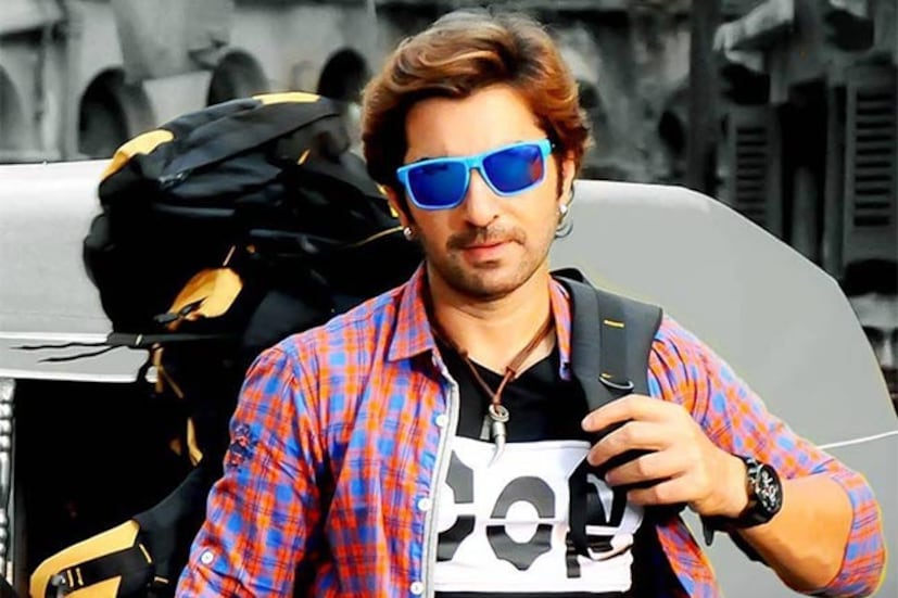 জিতের দ্বিতীয় সন্তানকে একঝলক দেখার জন্য মুখিয়ে রয়েছেন ভক্তরা৷ রোনাভ কথাটির অর্থ হল সুন্দর ৷ পুজোর ঠিক আগে অর্থাৎ ১৬ অক্টোবর অভিনেতার পরিবারের এসেছে ছোট্ট অতিথি৷