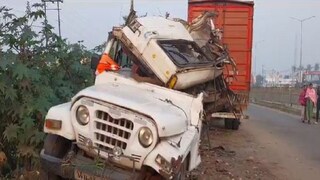 পুলিশের দুর্ঘটনাগ্রস্ত জিপ৷ 