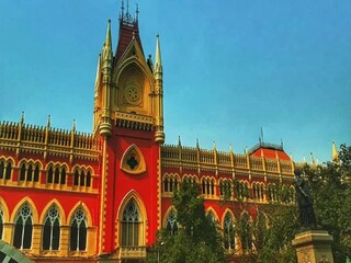 প্রবল ক্ষুব্ধ হাইকোর্ট