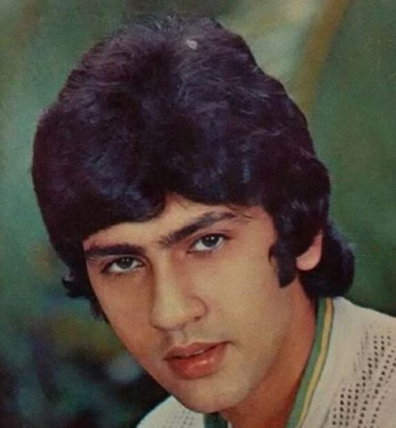 সেই আমলে কুমার গৌরব বেশ জনপ্রিয় হয়ে ওঠেন। ডেবিউ ফিল্মের পর তিনি অফার পেয়ে যান। প্রথম ছবিতে তাঁর সহ-অভিনেতা বিজয়া পণ্ডিতের সঙ্গে তাঁর সম্পর্কের খবর চারিদিকে ছড়িয়ে পড়ে। ছবিতে দু’জনের রসায়নও বেশ মন কাড়ে। সেই খবর কুমারের জীবনেও গভীর প্রভাব ফেলেছিল।