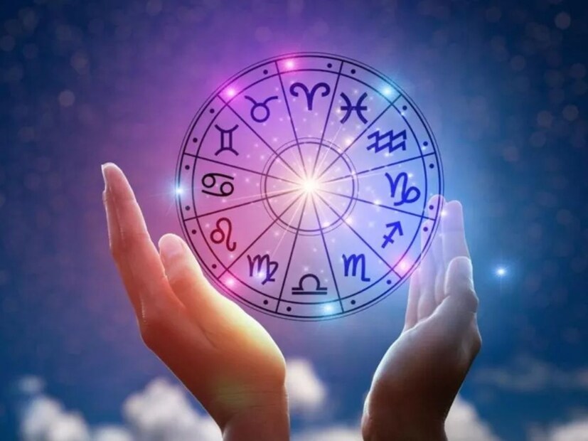 জ্যোতিষশাস্ত্র মতে, এই সপ্তাহে কিছু কাজ করলেই কেরিয়ারের পথ হবে সুগম৷ সারা বছরের আটকে থাকা কাজগুলি সম্পূর্ণ হবে৷ এই ব্যবস্থাগুলি অনুসরণ করে, প্রতিযোগিতামূলক পরীক্ষা, চাকরি এবং ব্যবসায় অবস্থান এবং প্রভাব বৃদ্ধি করা সম্ভব। সেই সঙ্গে অর্থনৈতিক অবস্থারও উন্নতি হবে৷ উন্নাওয়ের জ্যোতিষী পন্ডিত ঋষিকান্ত মিশ্র শাস্ত্রী জানালেন ২০২৪ সালে ক্যারিয়ারের পথকে সহজ করার উপায়৷ 