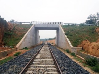 বাড়ছে গতি, কমছে লেভেল ক্রসিংয়ের সংখ্যা