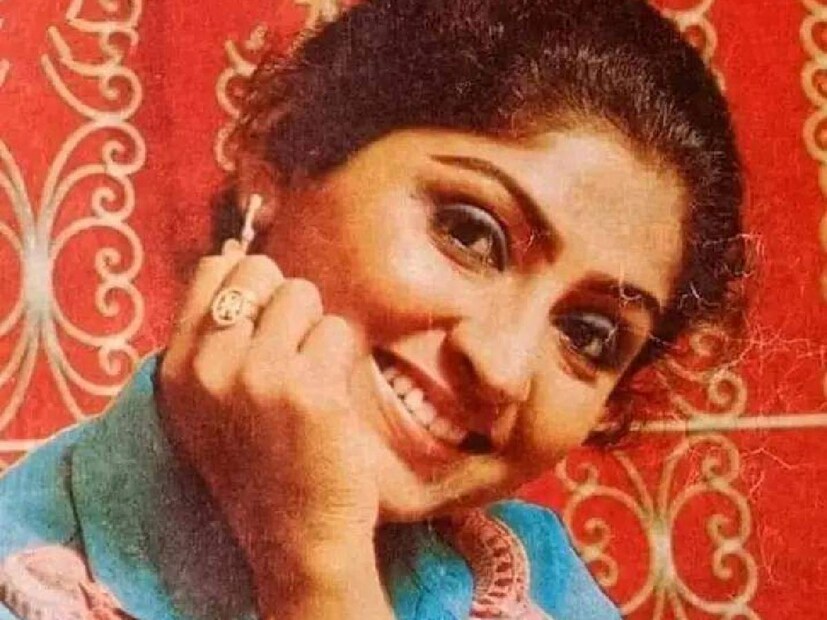 বাড়ির লোকেদের থেকেও শোনা যায়, তিনি নাকি ছেলের জন্য দুধ গরম করার জন্য স্টোভের কাছে গিয়েছিলেন। স্টোভ ফেটেই দুর্ঘটনা হয়েছিল নাকি।