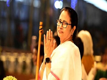 কংগ্রেসকে নিশানা মমতার