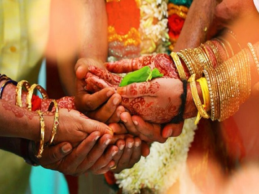  এক অবিশ্বাস্য সংস্কৃতি। যা শুনে স্বাভাবিকভাবে মনে হতেই পারে যে এমনটা চলতে দেওয়া যায়না। কিন্তু এক জনজাতিতে এমনটাই প্রাচীন রীতি।