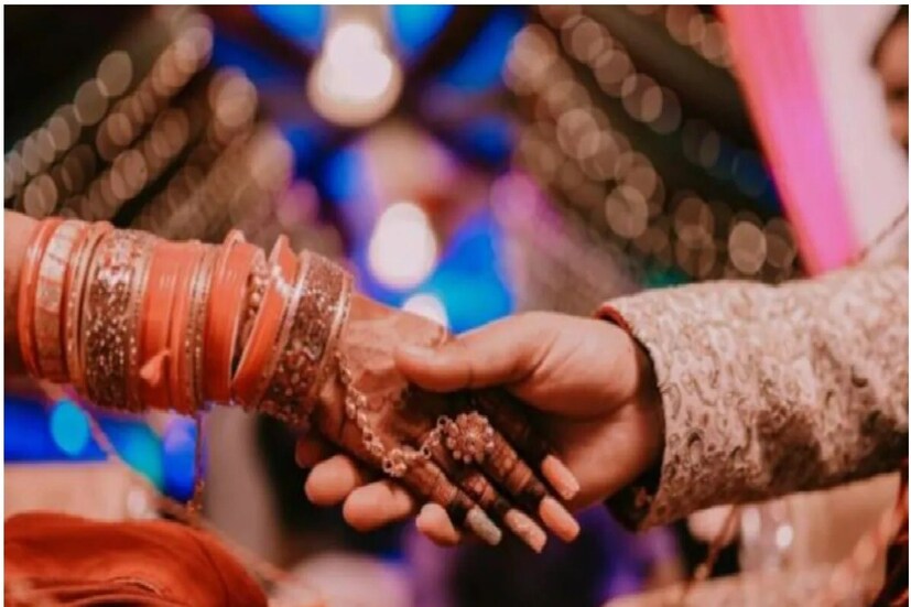 এরপর বিয়ে করেন পাঞ্জাবি মেয়ে প্রীতমকেতার দ্বিতীয় বিয়ের কয়েক বছর পর, রামকৃষ্ণ ডালমিয়ার জীবনে নতুন প্রেম আসে৷  প্রীতম নামের এক মহিলার প্রেমে পড়েন তিনি৷  আধুনিক আচার-আচরণ সম্পন্ন সুন্দরী পাঞ্জাবি মেয়ে। এমনকি গোপনে বিয়েও করেছেন। তিনি যখন তার দ্বিতীয় স্ত্রী দুর্গা এবং তার পরিবারকে এই কথা বলেন, তখন অনেক বিরোধিতা হয়েছিল কিন্তু ডালমিয়া তাতে দমে যাননি৷  ডালমিয়া তাঁকে দিল্লিতে থাকার জন্য আলাদা বড় বাড়ি দিয়েছিলেন। তবে এই প্রেমের মেয়াদ বেশিদিন টেকেনি৷