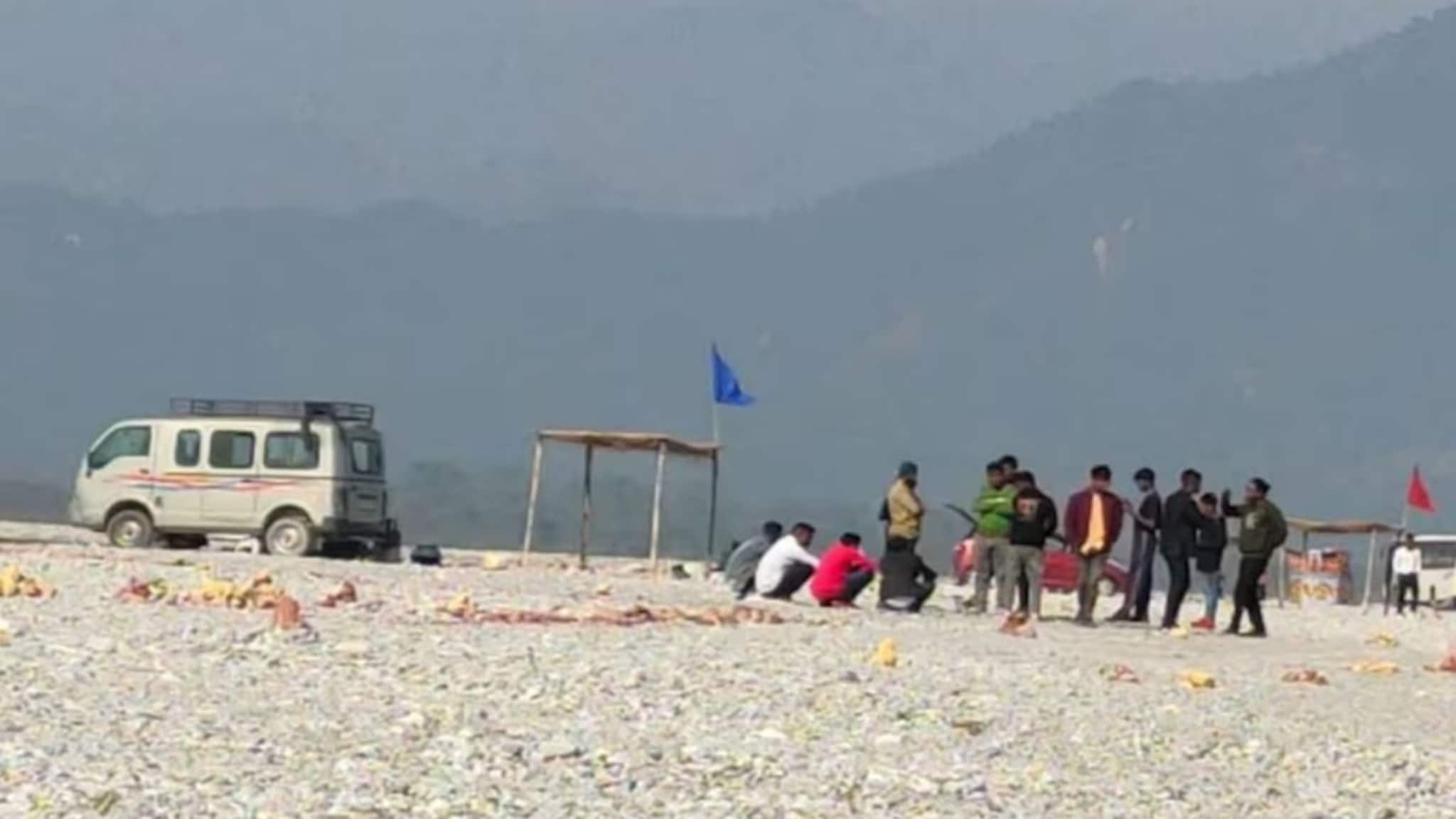 Picnic Spot: পিকনিক করবেন কিন্তু মনের মতো জায়গা খুঁজে পাচ্ছেন না? পাহাড়, নদী ও জঙ্গল ঘেরা এই জায়গার হদিশ রইল