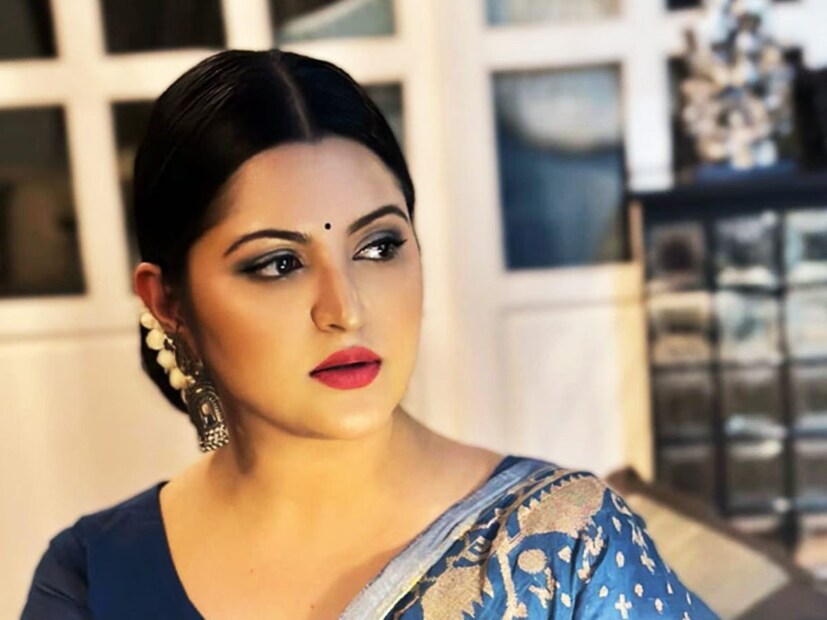 কলকাতা ইন্ডাস্ট্রিতে প্রথম সিনেমা ‘ফেলুবকশি’-তে কাজ চলছে তাঁর। পাশাপাশি বাংলাদেশেও আছে বেশ কয়েকটি ছবির কাজ। ওয়েব সিরিজ ‘রঙ্গিলা কিতাব’-সহ একাধিক প্রজেক্টে কলকাতায় কাজ চলছে তাঁর।