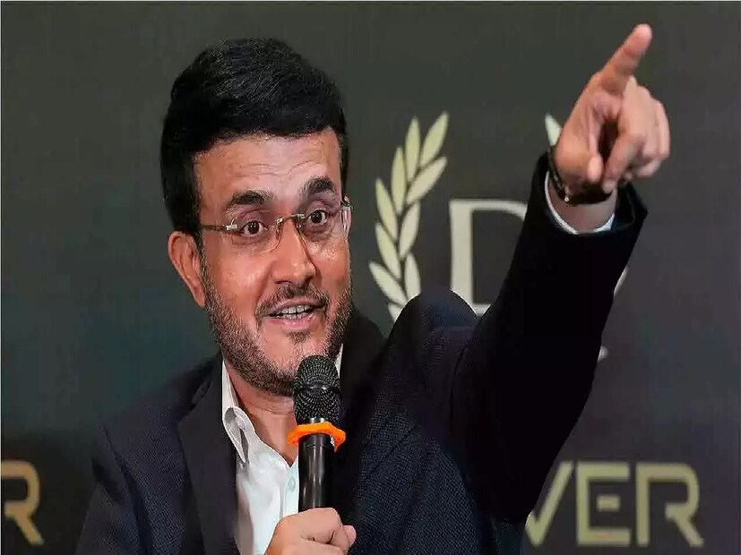 চলছে ভারত বনাম ইংল্যান্ডের প্রথম টেস্ট। তৃতীয় দিনের শেষে জমে উঠেছে ম্যাচ। এরই মাঝে বড় 'ভবিষ্যদ্বাণী' করলেন সৌরভ গঙ্গোপাধ্যায়।