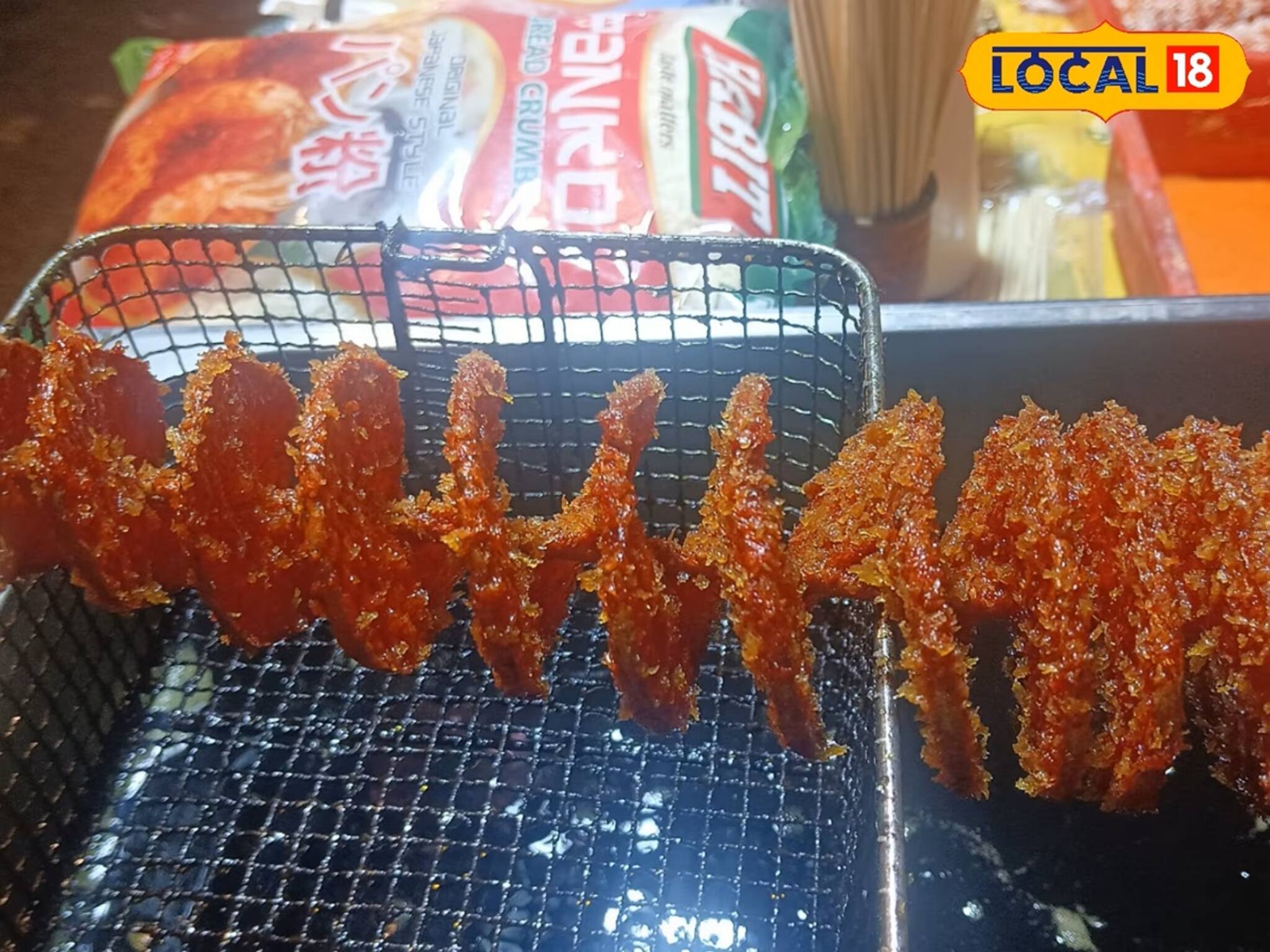 Tornado Potato: এক হাত লম্বা ইয়াম্মি পটেটো চিপস! তাও দাম মাত্র ৪০ টাকা