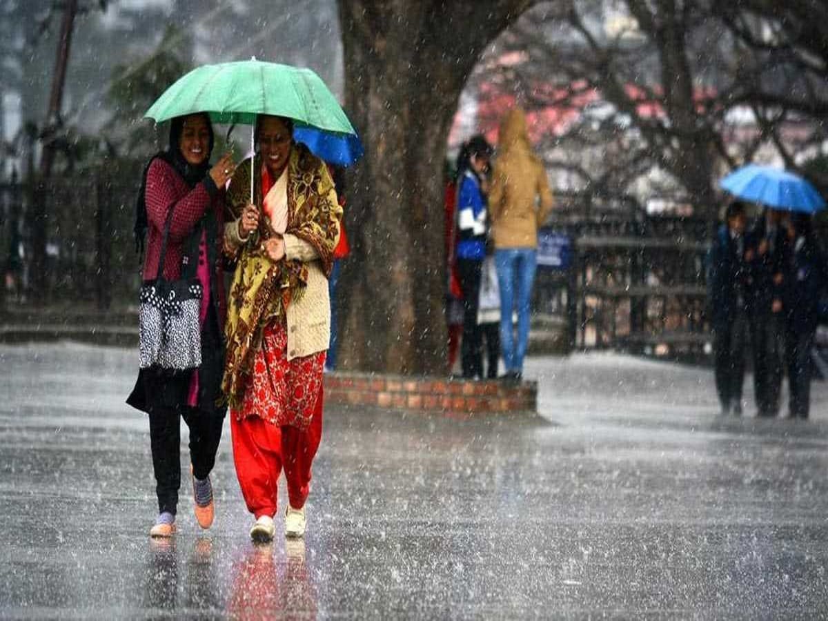 Rain Weather Update ৮ জেলায় ঝেঁপে বৃষ্টি তাপমাত্রায় কি এবার বিরাট পরিবর্তন আবহাওয়ার বড়