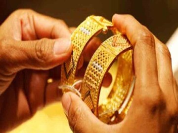 বলুন তো, ভারতের কোথায় সোনার দাম সবচেয়ে কম? আপনি চাইলেই কিনতে পারেন