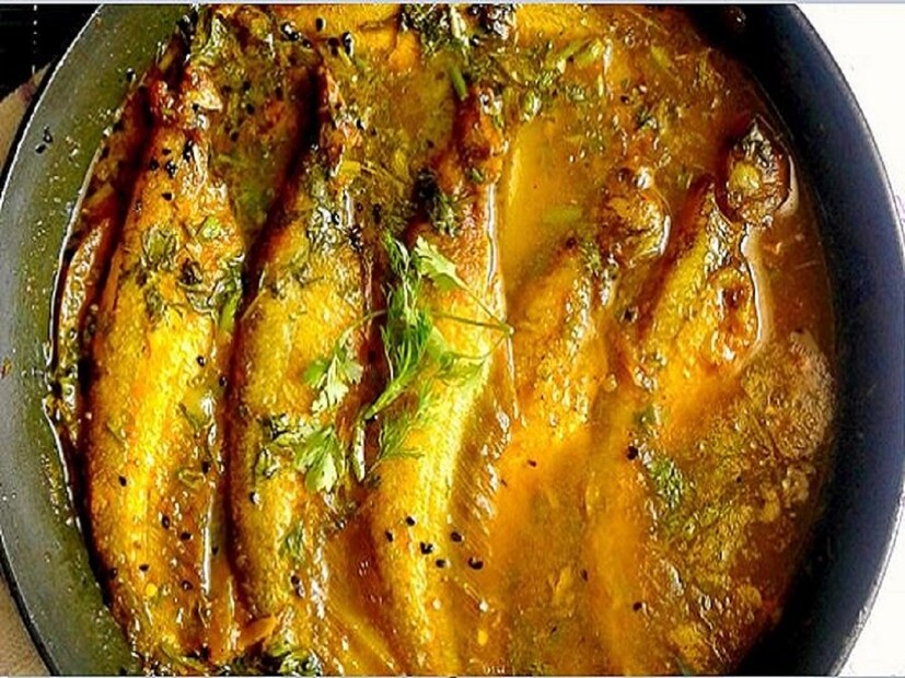 মস্তিষ্ক ছাড়াও হৃদপিণ্ডকে সুস্থ রাখতে এবং এই দুই প্রধান অঙ্গের রক্তসঞ্চালন স্বাভাবিক রাখতে অত্যন্ত উপযোগী মাছে। হার্টের অসুখ ও মস্তিষ্কের রক্ত জমাট বাঁধা প্রতিরোধ করতে উল্লেখযোগ্য ভূমিকা নেয় মাছের ওমেগা থ্রি ফ্যাটি অ্যাসিড। নিরামিষাশী না হলে সপ্তাহে কমপক্ষে তিন দিন ৭০-৭৫ গ্রাম করে মাছ খেতে পরামর্শ দেন বিশেষজ্ঞরা। 