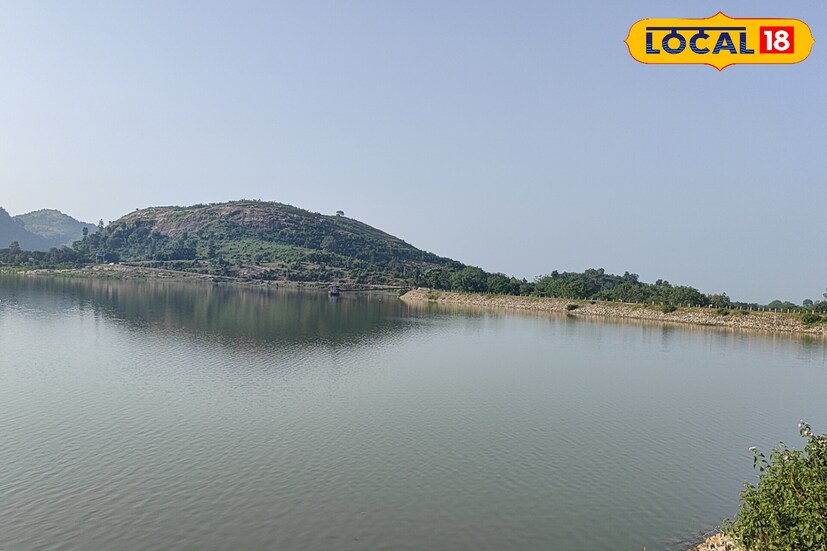 দিঘার পাশাপাশি পূর্ব মেদিনীপুর জেলার দিঘা পাশাপাশি তমলুক, হলদিয়া, কাঁথি এগরা সর্বত্রই শীতের আমেজ। শনিবারের পাশাপাশি রবিবারও সকালবেলায় কুয়াশা তারপর পরিষ্কার আকাশ থাকবে।