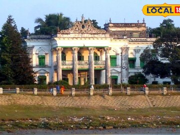এলাকাবাসীদের কাছে বিখ্যাত 'পরীবাড়ি' নামেই