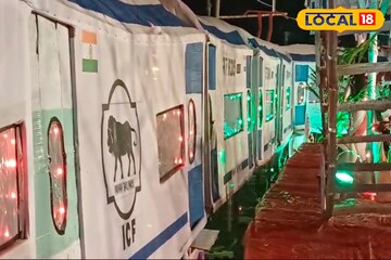 পানাগড়ে ঠাঁয় দাঁড়িয়ে বন্দে ভারত এক্সপ্রেস,ওঠানামা করছেন যাত্রীরা! হঠাৎ কী হল