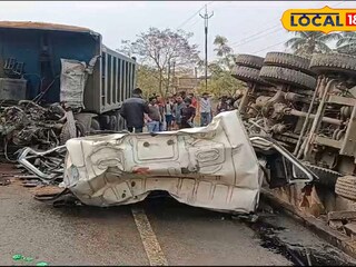 রঘুনাথগঞ্জে দুর্ঘটনাগ্রস্থ ডাম্পার ও লরি