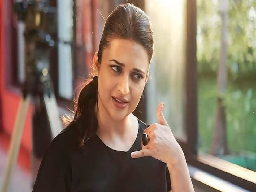 শুধু টাকা আয় নয়, সঞ্চয়ের অভ্যাসের জন্যও তিনি কঠিন সময় নিজেকে বাঁচিয়ে নিয়েছেন, বলছেন দিব্যাঙ্কা৷ তিনি বলেন, কেউ সবসময় কিছু টাকা আলাদা রাখার পরামর্শ দিয়েছেন। এভাবেই কম রোজগারেও তিনি মুম্বইয়ে টিকে যান এবং শেষে তিনি ইয়ে হ্যায় মোহাব্বতেন সিরিয়ালটি পান, যা ছিল সুপার ডুপার হিট! এই কাজের থেকেই তিনি অনেক বেশি পারিশ্রমিক পেতে শুরু করেন৷ 