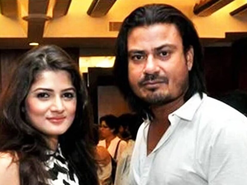 শ্রাবন্তীশ্রাবন্তীর ব‍্যক্তিগত জীবন বারবার চর্চার কেন্দ্র হয়েছে। শ্রাবন্তী প্রথম বিয়ে করেন পরিচালক রাজীব কুমার বিশ্বাসকে। পরে ২০১৬ সালে ভেঙে যায় তাঁদের বিয়ে। 