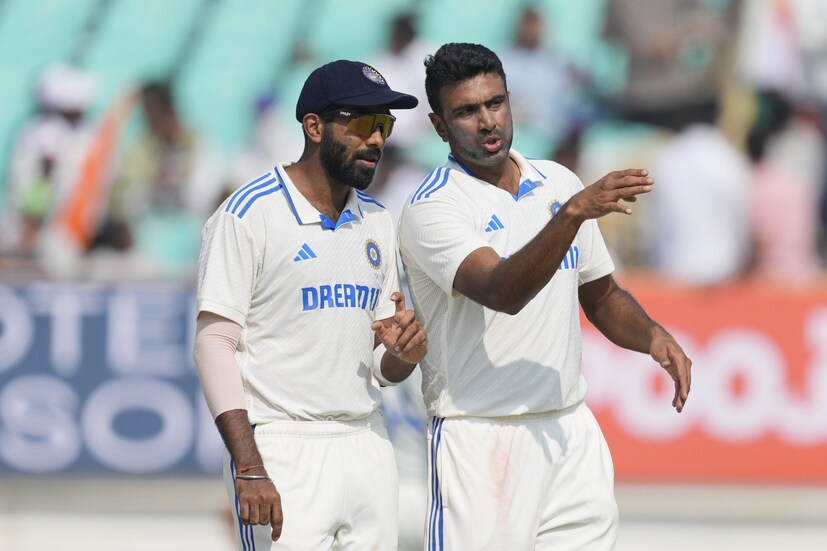 আর এই ঘটনার  কয়েক ঘন্টা পরেই রবিচন্দ্রন অশ্বিনকে ভারতীয় দল থেকে তার নাম প্রত্যাহার করে নিতে হয়৷ Photo- AP 