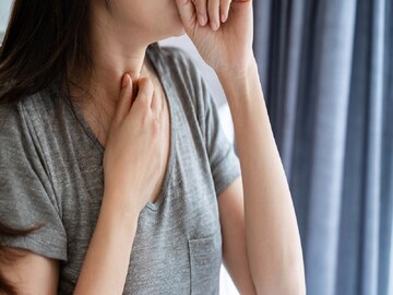 মুখ দিয়ে টক ওঠা, হামেশাই বুক জ্বালা? এই টিপসগুলি কাজে লাগান; হাতেনাতে ফল!