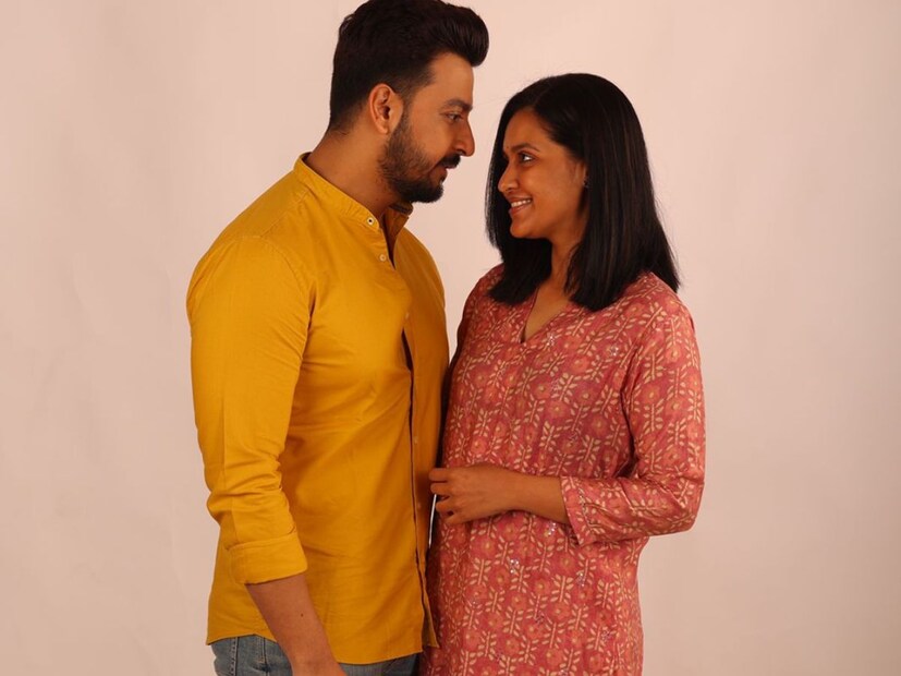 শুনে অবাক লাগছে? আসলে তাঁদের নতুন ছবি 'রবিন'স কিচেন' আসছে। এই নতুন গল্পে জুটিতে বাঁধতে চলেছেন বনি-প্রিয়াঙ্কা।
