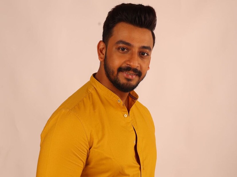 ছবিতে রবিনের চরিত্রে দেখা যাবে অভিনেতা বনি সেনগুপ্তকে। অন্যদিকে, নীহারিকার চরিত্রে দেখা যাবে অভিনেত্রী প্রিয়াঙ্কা সরকার কে। ছবিতে আরও দুটি মুখ্য চরিত্রে থাকছেন শান্তনু নাথ ও সাশ্রীক গঙ্গোপাধ্যায়।