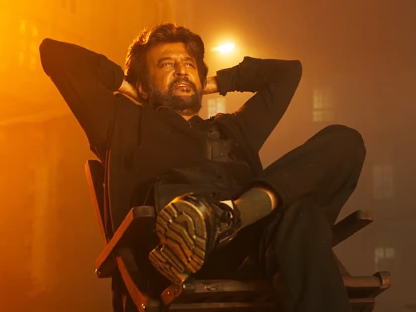 একের পর এক সুপারহিট ছবিতে নিজের বেস্টটাই উজার করে দিয়েছেন রজনীকান্ত৷ 'জেলর' ছবির দুর্দান্ত সাফল্যের পর  সুপারস্টার রজনীকান্ত 'লাল সেলাম'- ছবিতে দেখা যাবে৷ যদিও এই ছবিতে ক্যামিও রোলে দেখা যাবে অভিনেতাকে৷ 