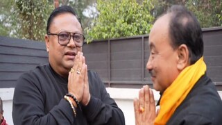 অনীত থাপার সঙ্গে গোপাল লামা৷ অনীত থাপার সঙ্গে গোপাল লামা৷