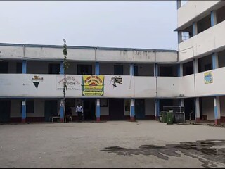 মালদহে পরীক্ষা কেন্দ্রে কীভাবে মোবাইলসহ দুই পরীক্ষার্থী মালদহে পরীক্ষা কেন্দ্রে কীভাবে মোবাইলসহ দুই পরীক্ষার্থী