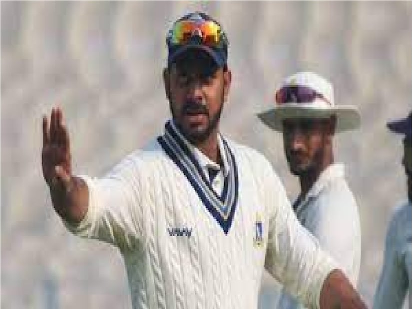 মনোজ তিওয়ারি এই বিষয়টি বিসিসিআইয়ের নজরে আনতে চেয়েছেন, তিনি বলেছেন আম্পায়ারদের নির্বাচনের আগে তাঁদের চোখের পরীক্ষা করা উচিত।