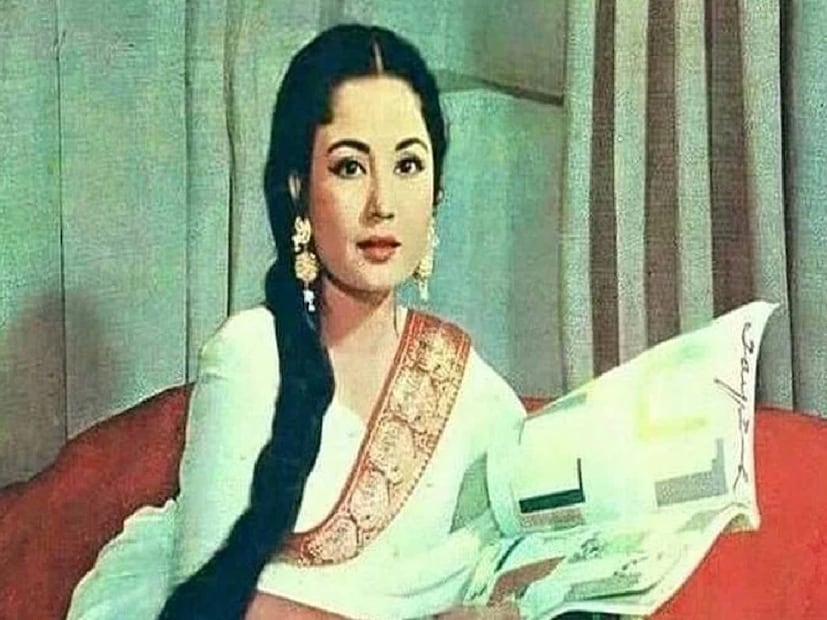 সিনেমার সূত্র ধরেই চলচ্চিত্র পরিচালক ও প্রযোজক কামাল আমরোহির সঙ্গে আলাপ হয় মীনার৷ ইতিমধ্যেই ২ বার বিবাহিত ও ৩ সন্তানের বাবা ছিলেন তিনি৷ তারপর সেই কামালের প্রেমেই পড়েন বলি সুন্দরী৷