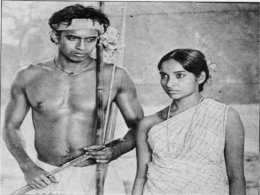 তাঁর সিনেমার প্রথম ব্রেক মৃণাল সেনের ছবি  'মৃগয়া'। এই ছবির মাধ্যমে বড় ব্রেক পান তিনি। এই ছবির জন্য তিনি সেরা অভিনেতার জাতীয় পুরস্কার পান।