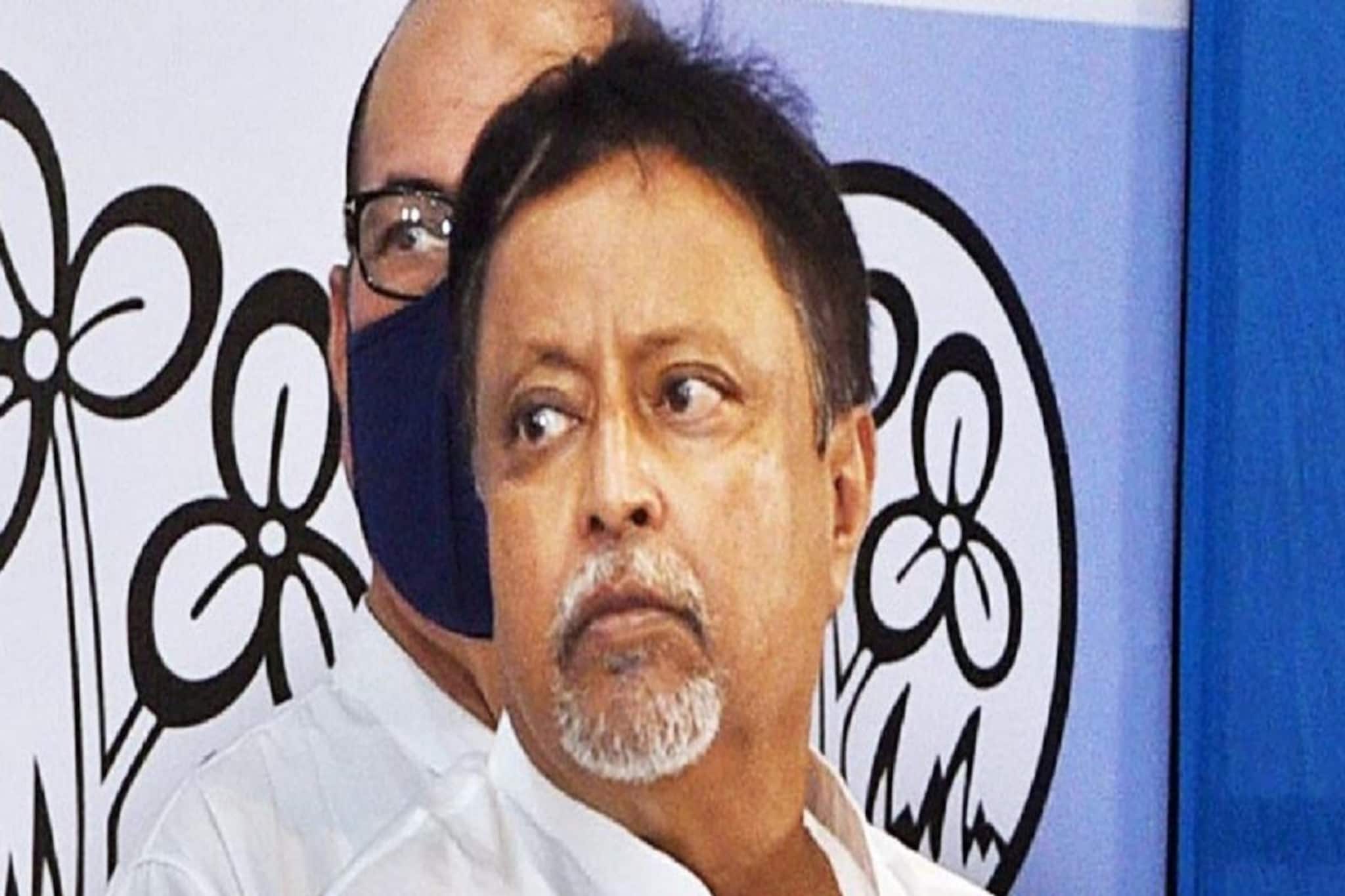 ইডির তলব দিল্লিতে, যাবেন অসুস্থ মুকুল? জানিয়ে দিলেন শুভ্রাংশু