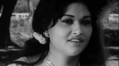 দর্শকদের স্মৃতিতে স্বমহিমায় উজ্জ্বল অঞ্জনা ভৌমিক দর্শকদের স্মৃতিতে স্বমহিমায় উজ্জ্বল অঞ্জনা ভৌমিক