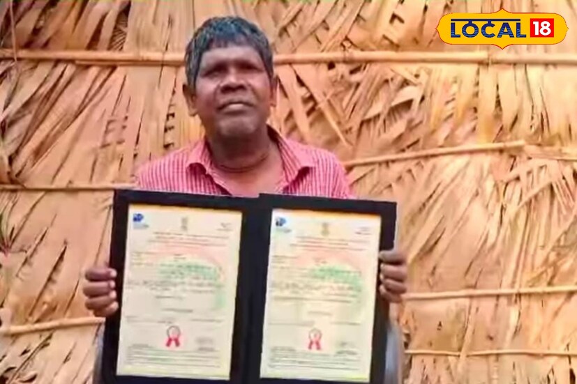 ভুবনের দাবি সেই টাকার পরিমাণ প্রায় ১৩ কোটি টাকার কাছাকাছি। এমনকী ভুবন বাদ্যকর নিজেও যদি সেই গান করছেন তাঁকেও কপিরাইট দিতে হয়েছে। ফলে বিখ্যাত হয়েও বিপাকে ছিলেন ভুবন। এ নিয়ে বেশ কয়েকবার দুবরাজপুর থানায় ইলামবাজারের গোপাল ঘোষ ও তাঁর সংস্থা গোধুলিবেলা মিউজিকের বিরুদ্ধে অভিযোগ করেছেন ভুবন।(তথ্য: সৌভিক রায়)