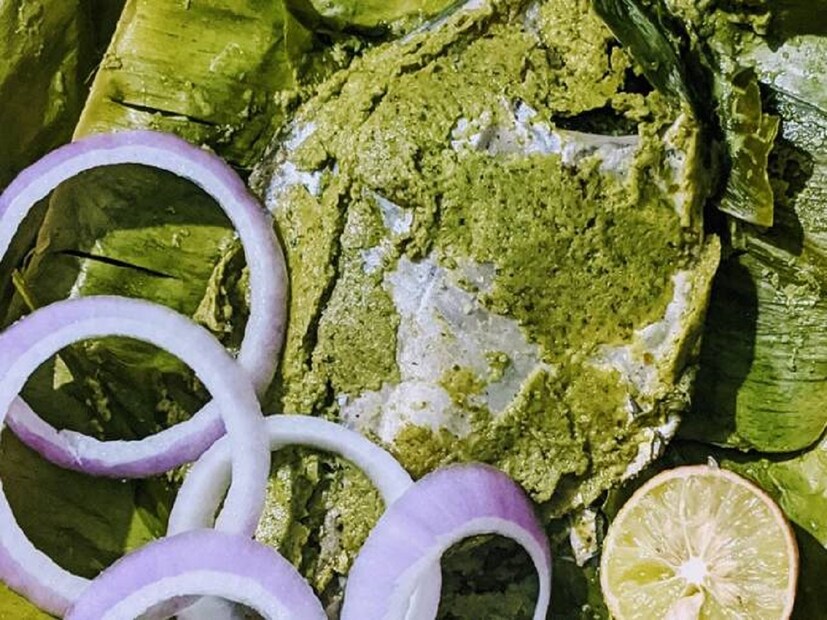 পার্সিদের জনপ্রিয় খাবার পত্রানি মচ্ছি। কলাপাতায় মুড়ে মাছের সুস্বাদু পদ। অনেকটা বাঙালিদের পাতুরির মতো, কিন্তু একদম পাতুরিই নয়। তাহলে? আলাদা কী? রইল সহজ রেসিপি। 