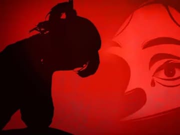 টিউশন থেকে ফেরার পথে ছাত্রীর হাত ধরে টানাটানি! অশ্লীল কথা, ফাঁস হলে ধর্ষণের হুমকি! গ্রেফতার ২ 
